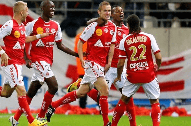 包含清晨底特律活塞备战法甲，状态回暖细节曝光，媒体盛赞，纪律约束更严格的词条