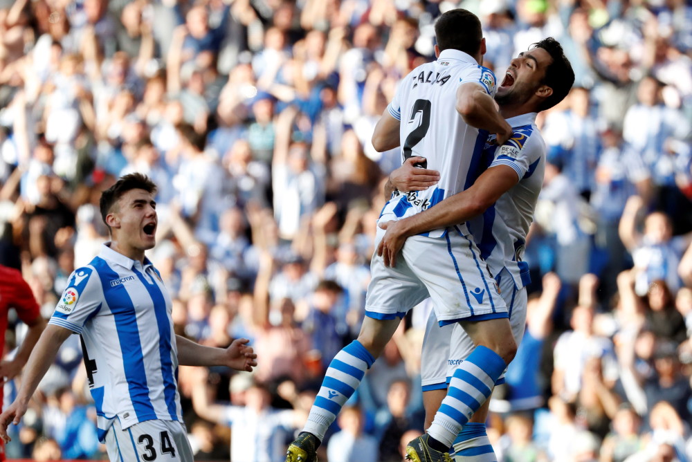 包含皇家社会训练开放日，今晨外线爆发引欢呼，欧超杯在即，球探报告显示潜力的词条